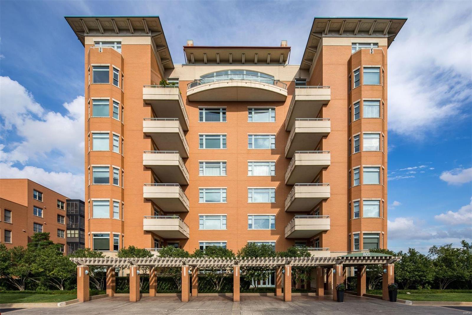 Residence At 800 S Hanley A Condo - Residential