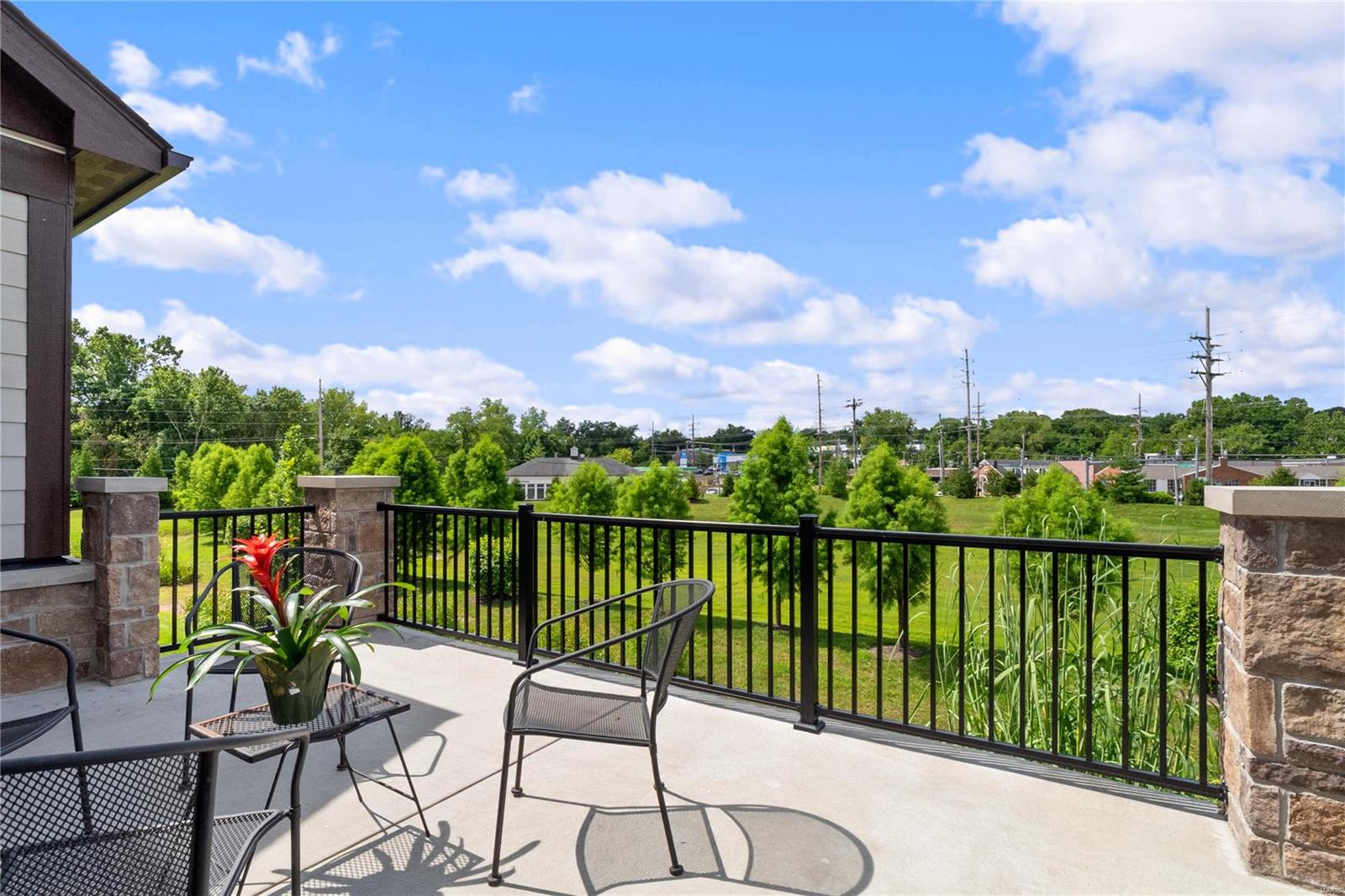 Woods Of Ladue The - Residential