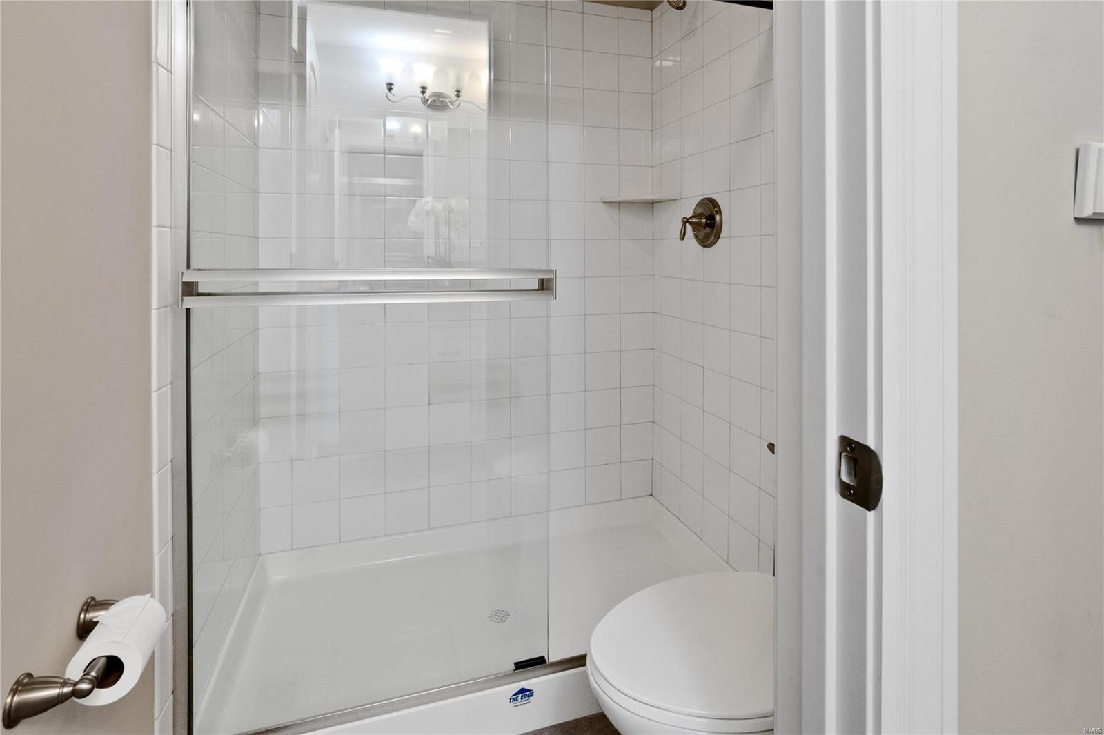 Woods Of Ladue The - Residential