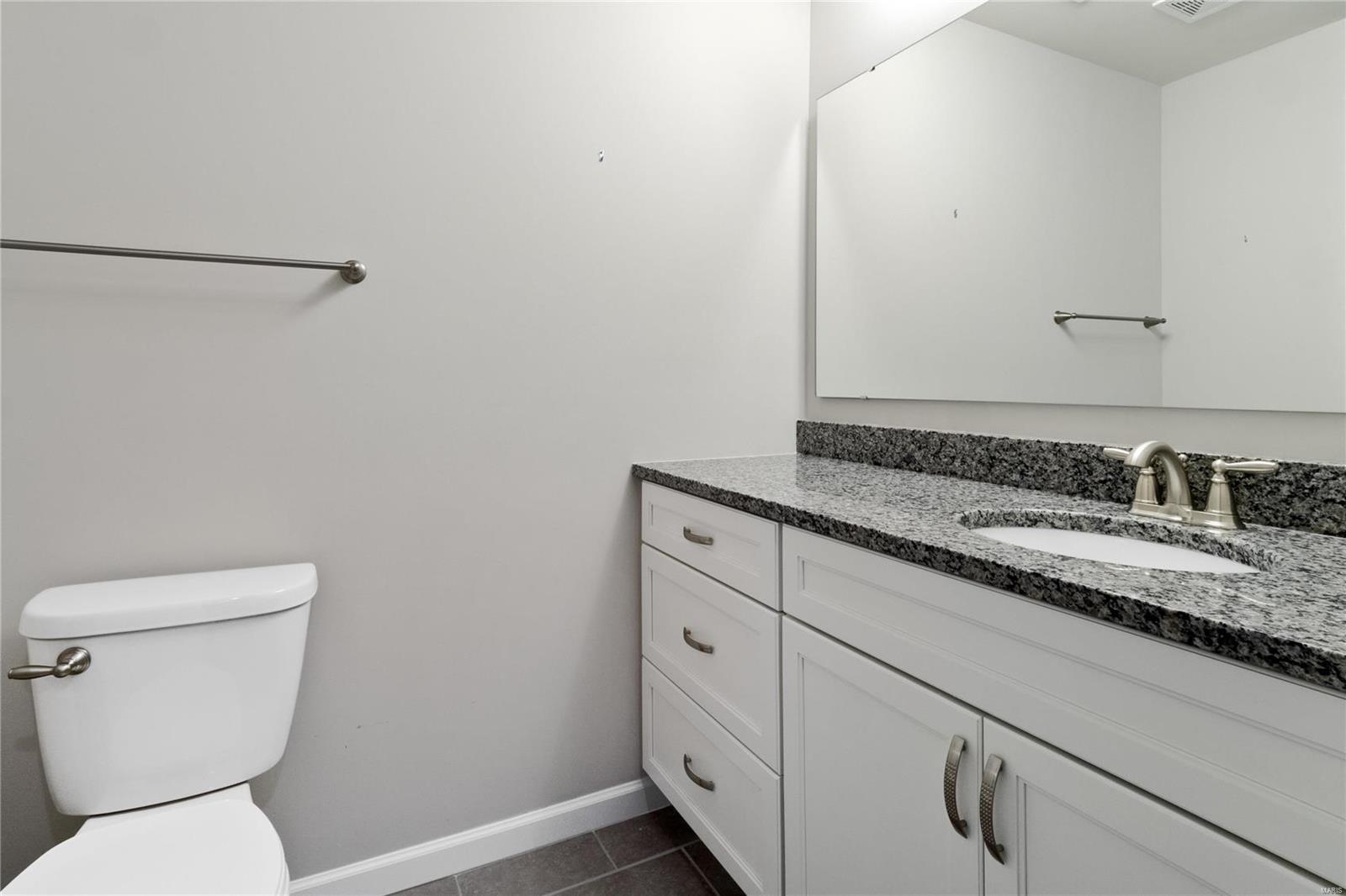 Woods Of Ladue The - Residential