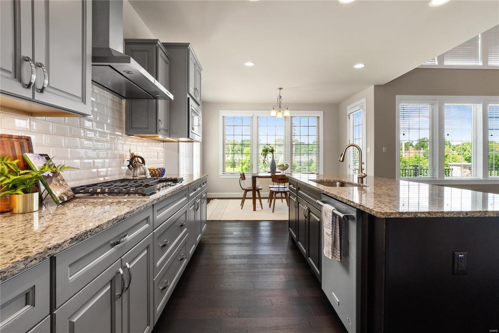 Woods Of Ladue The - Residential