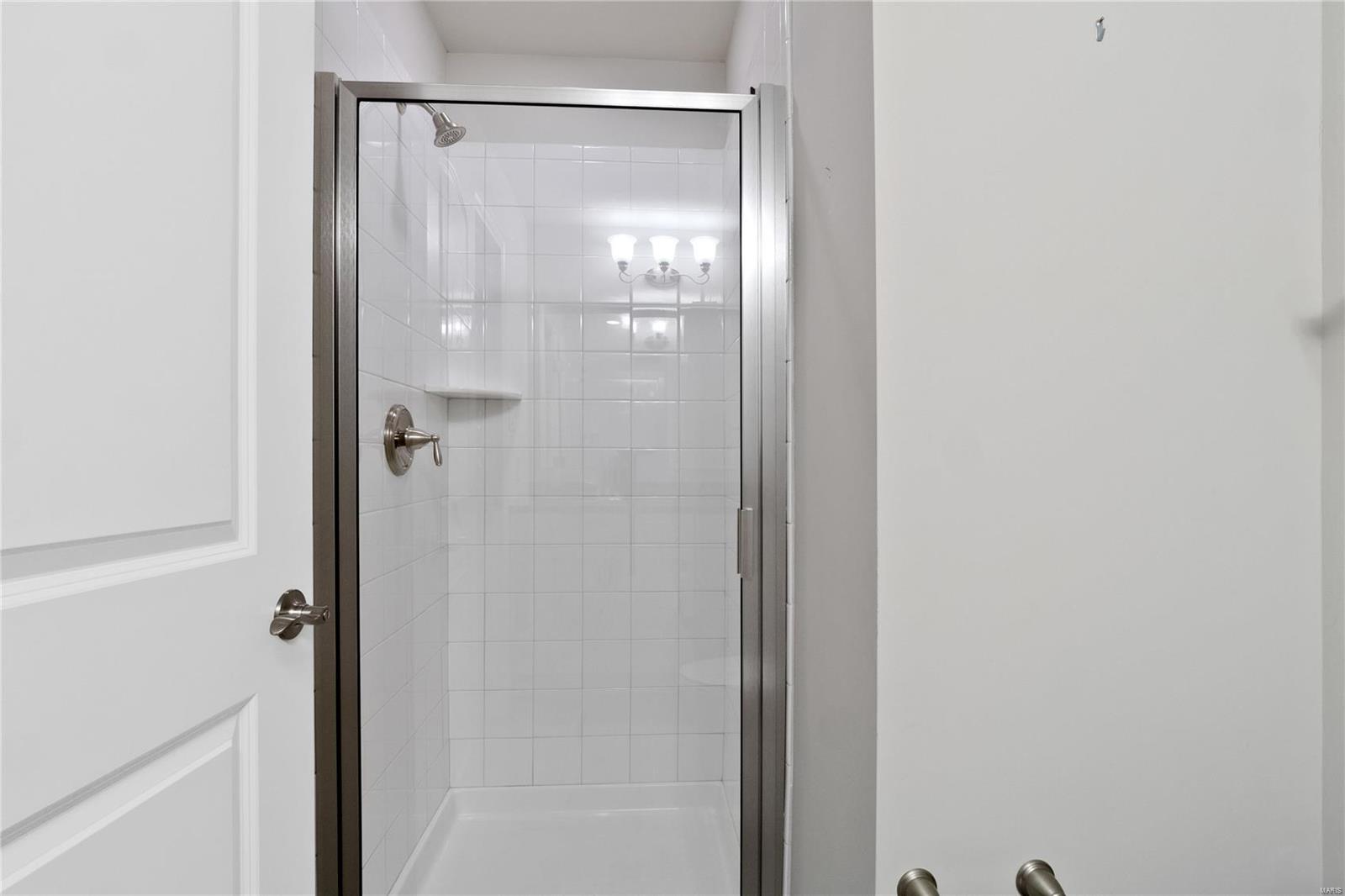 Woods Of Ladue The - Residential