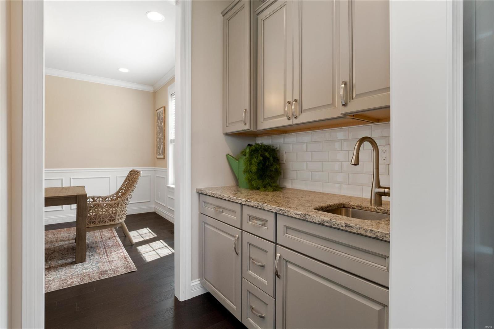 Woods Of Ladue The - Residential