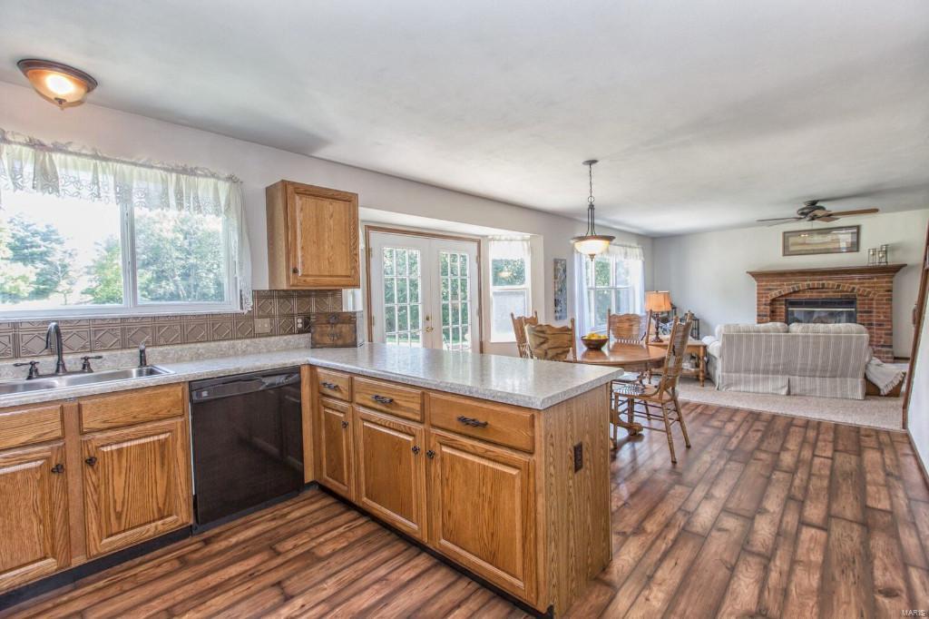 Artist Grove - Residential