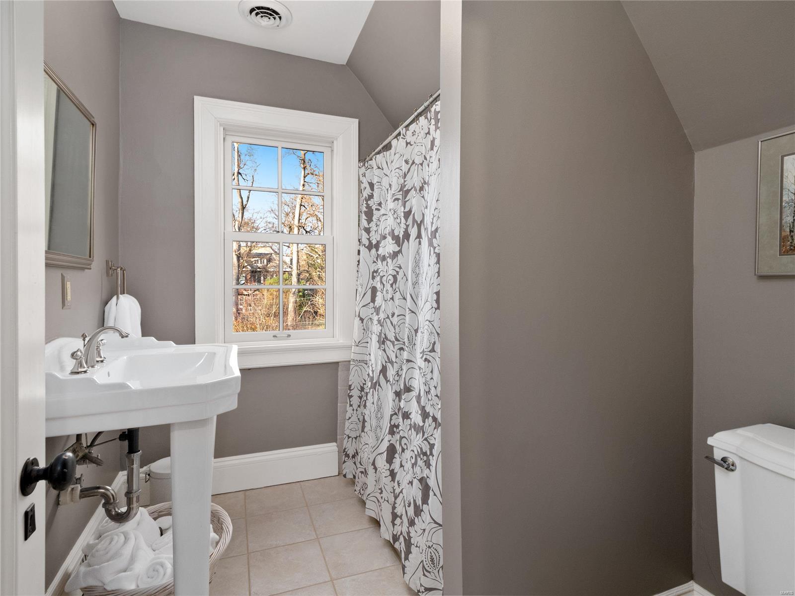 Skinker Heights - Residential