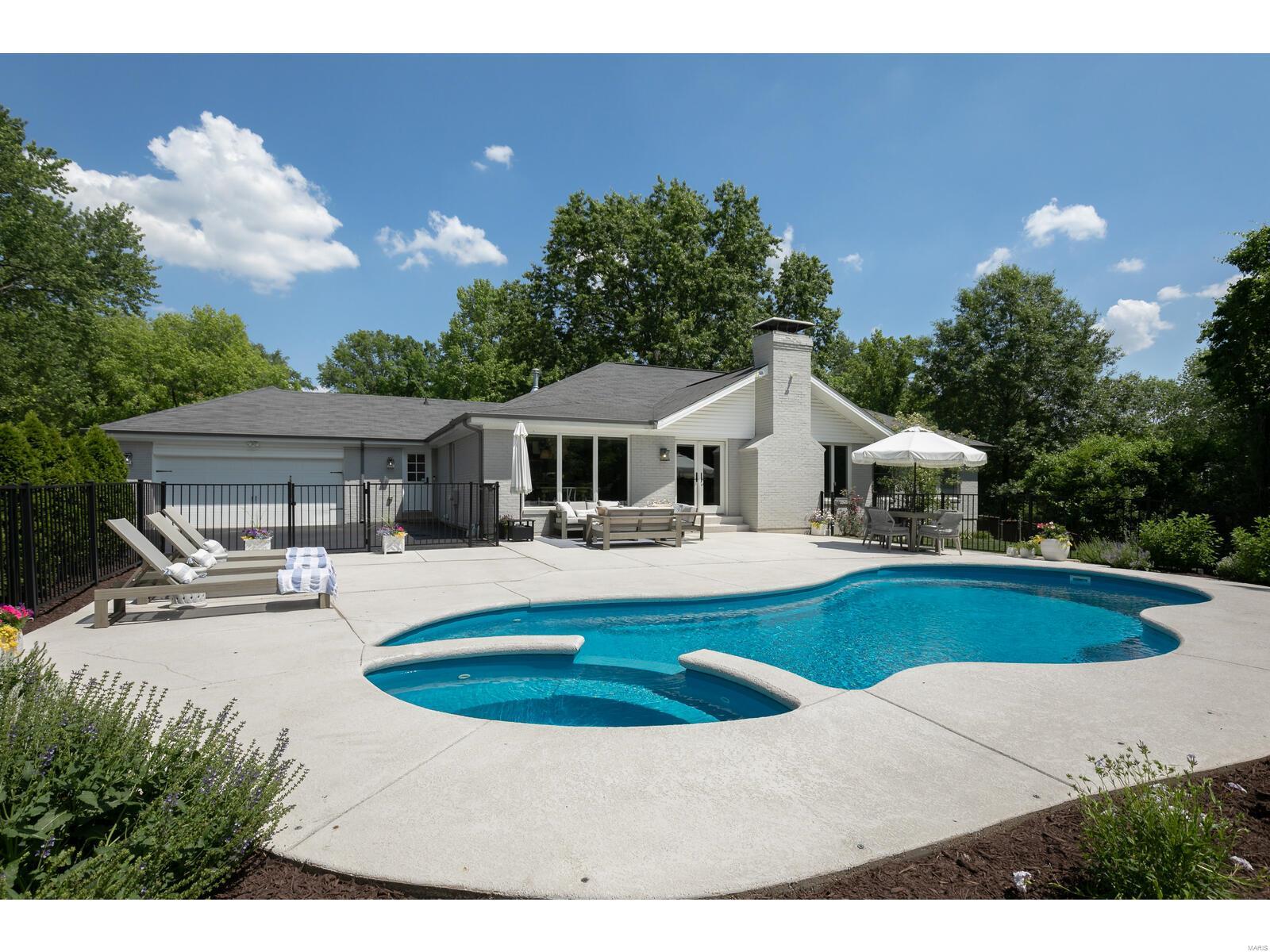 Van Cortland Place - Residential