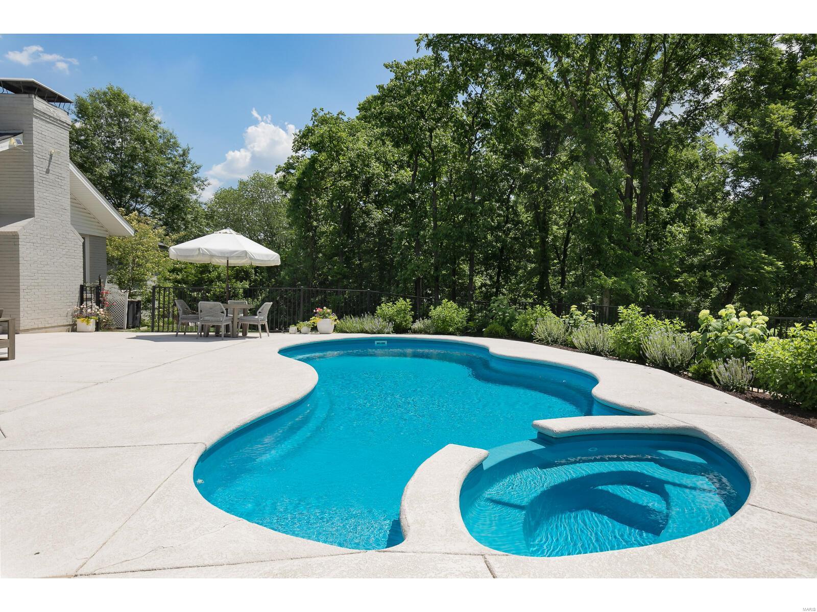 Van Cortland Place - Residential