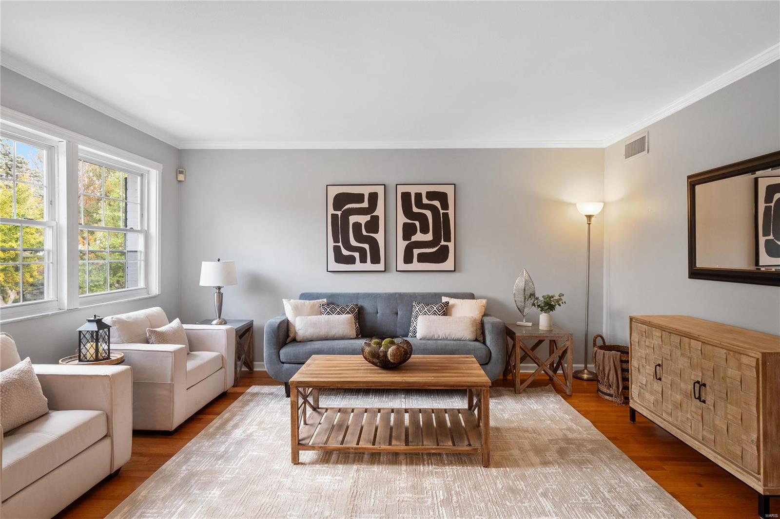 St Louis, Missouri 63130, United States, 4 Bedrooms Bedrooms, ,3 BathroomsBathrooms,Residential,Active,34344