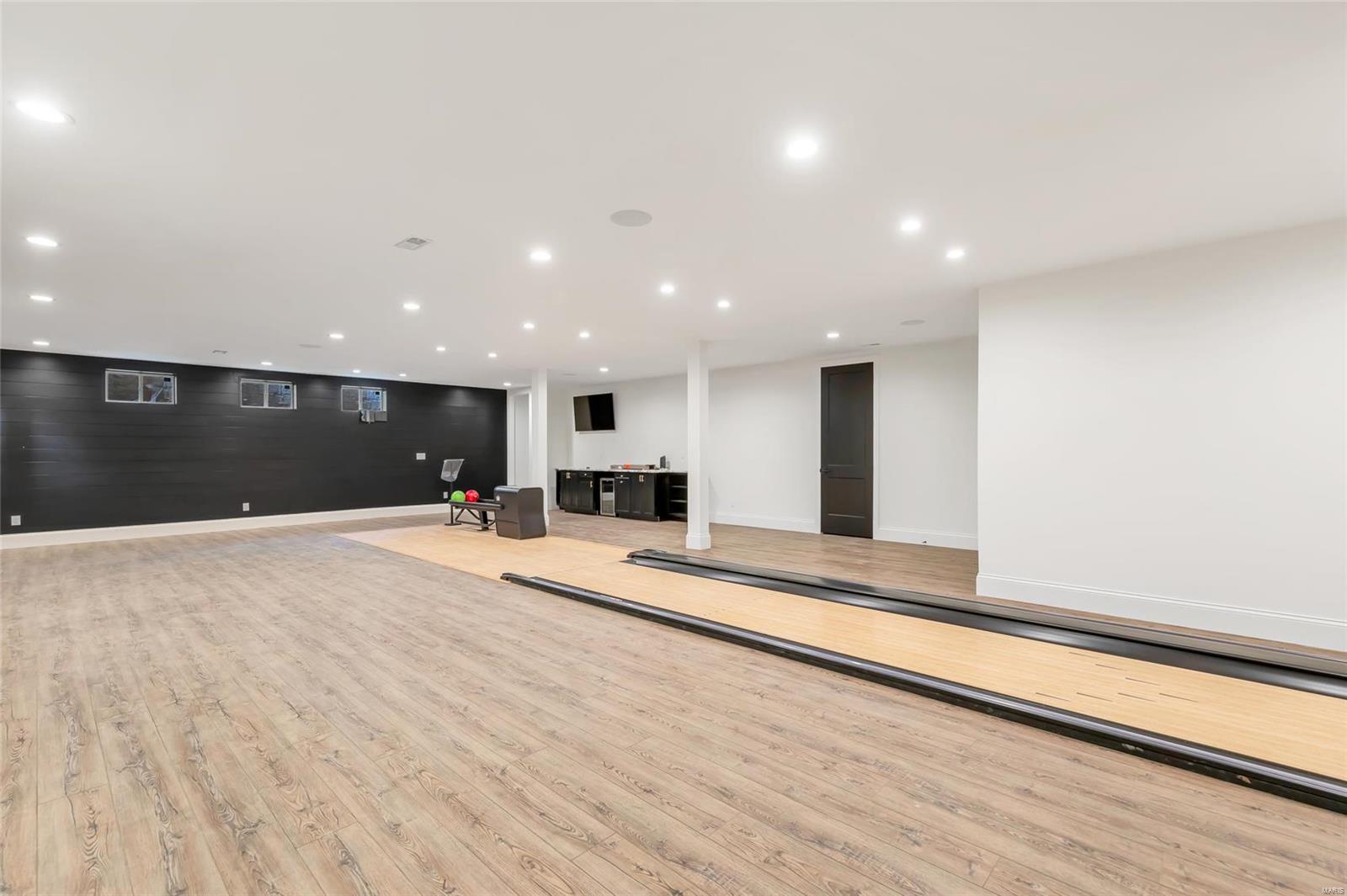 Davana Place - Residential