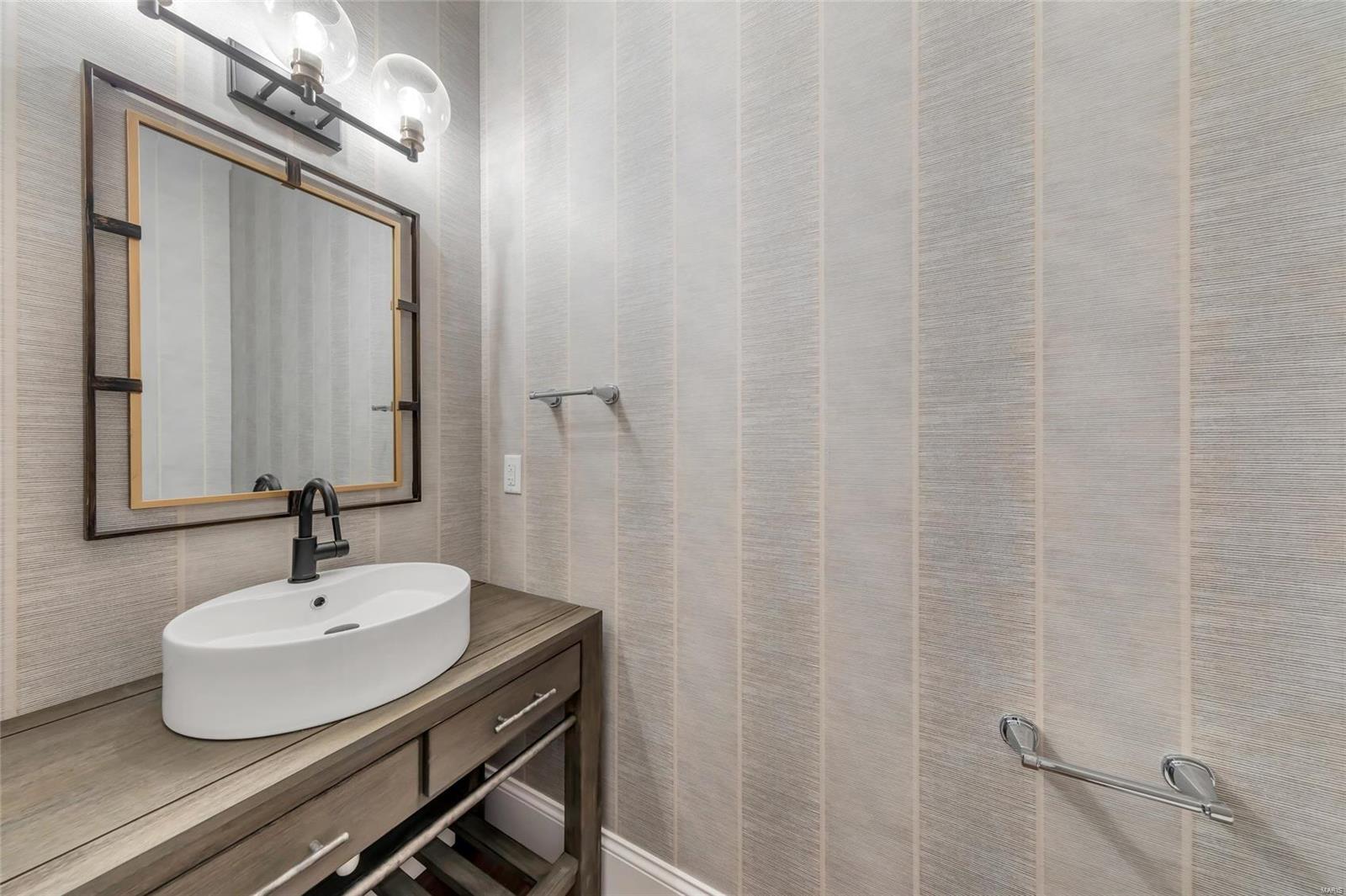 Davana Place - Residential