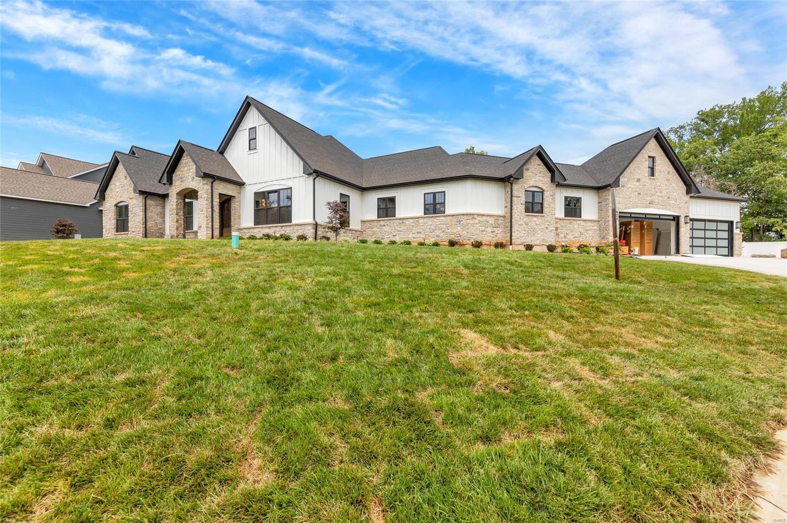 Davana Place - Residential