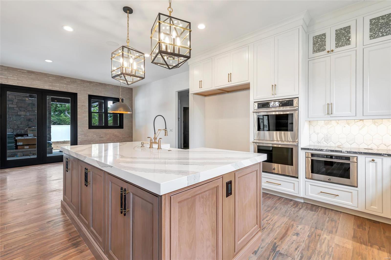 Davana Place - Residential