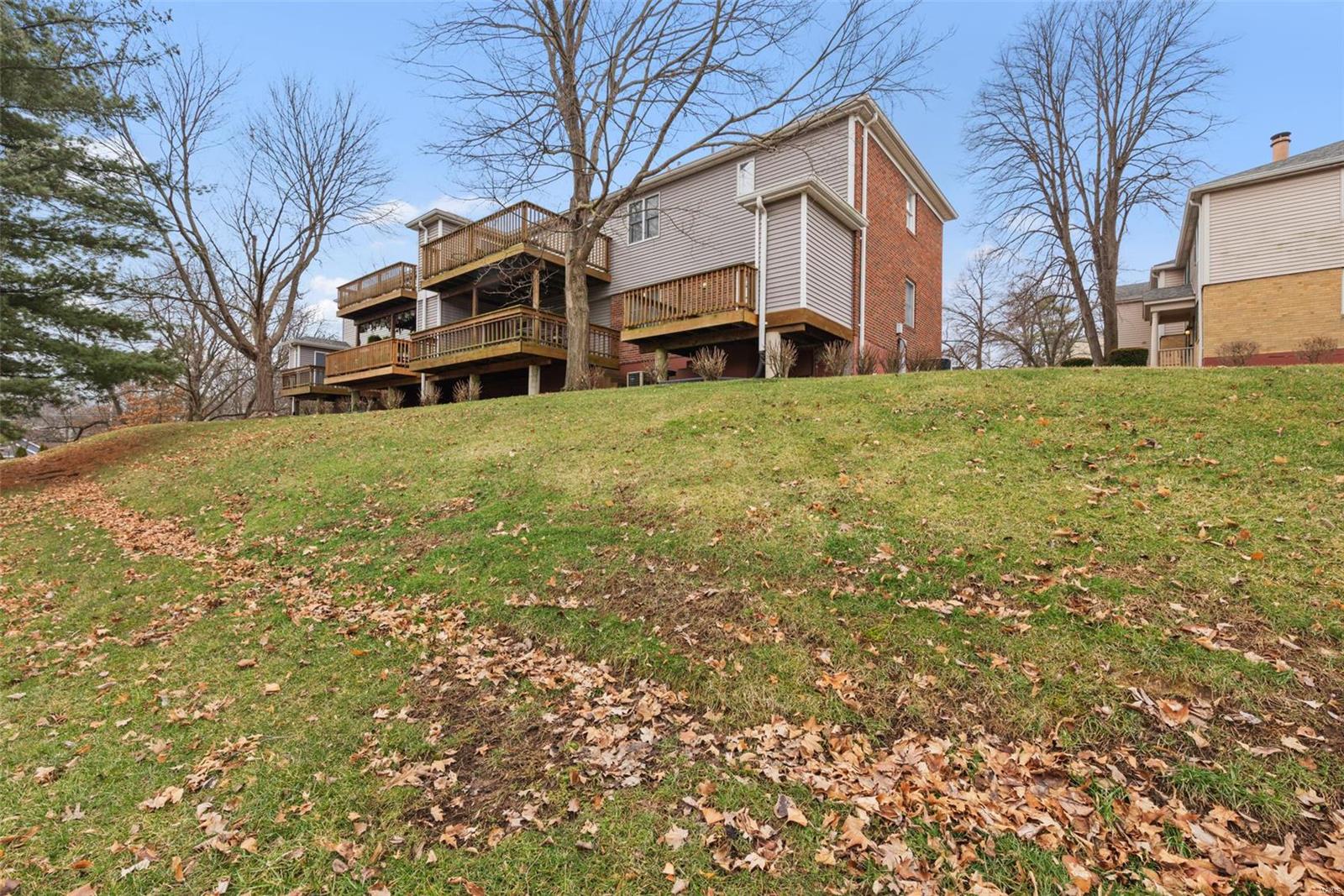 Brentwood Forest Condo Ph Two - Residential