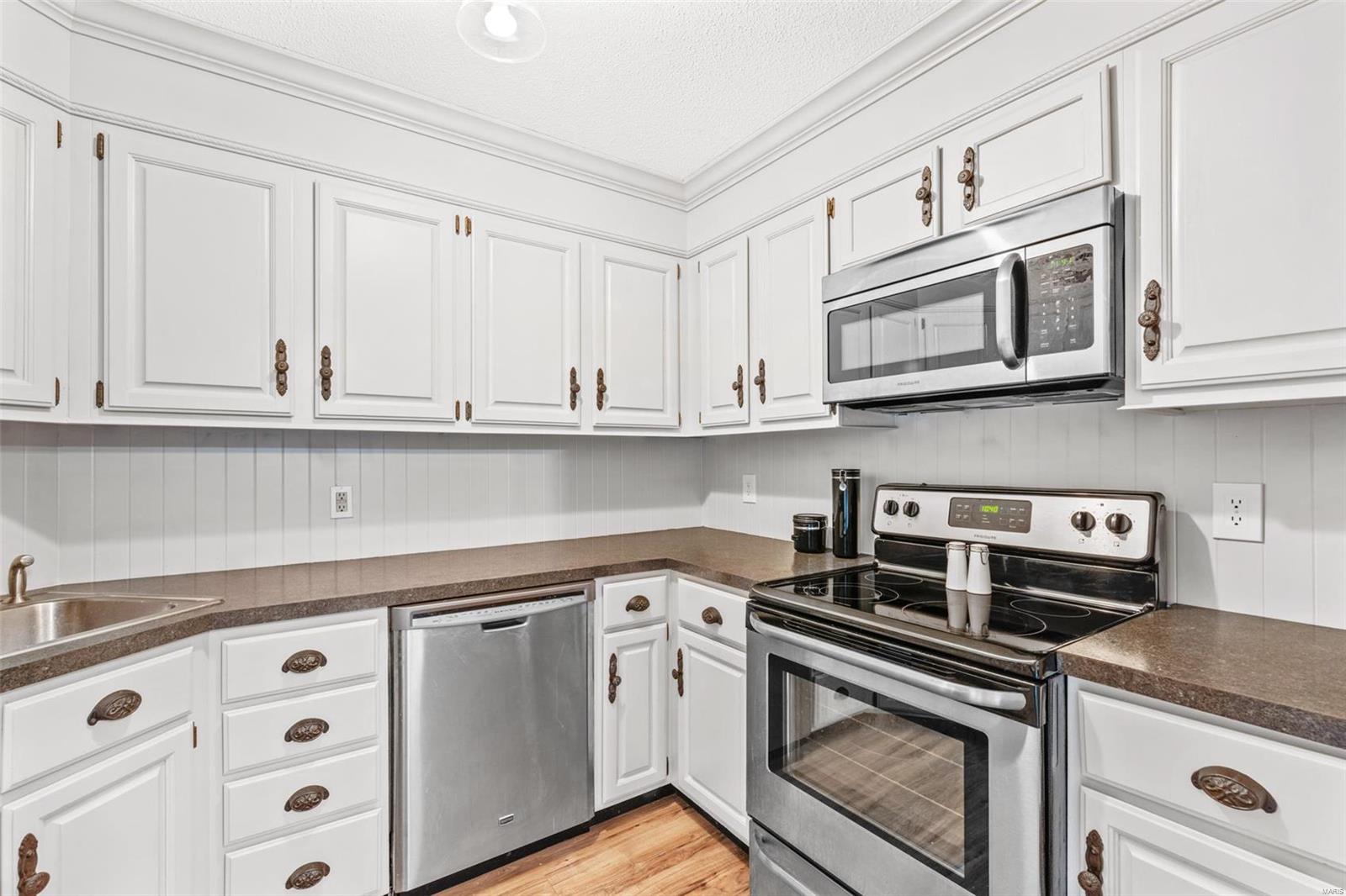 Brentwood Forest Condo Ph Two - Residential