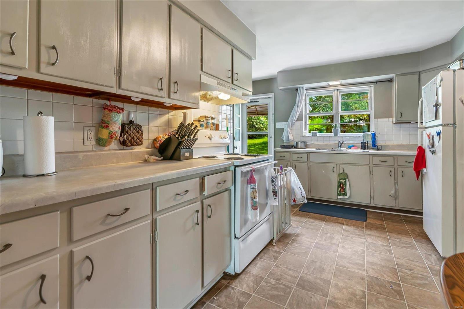 none - Residential Income