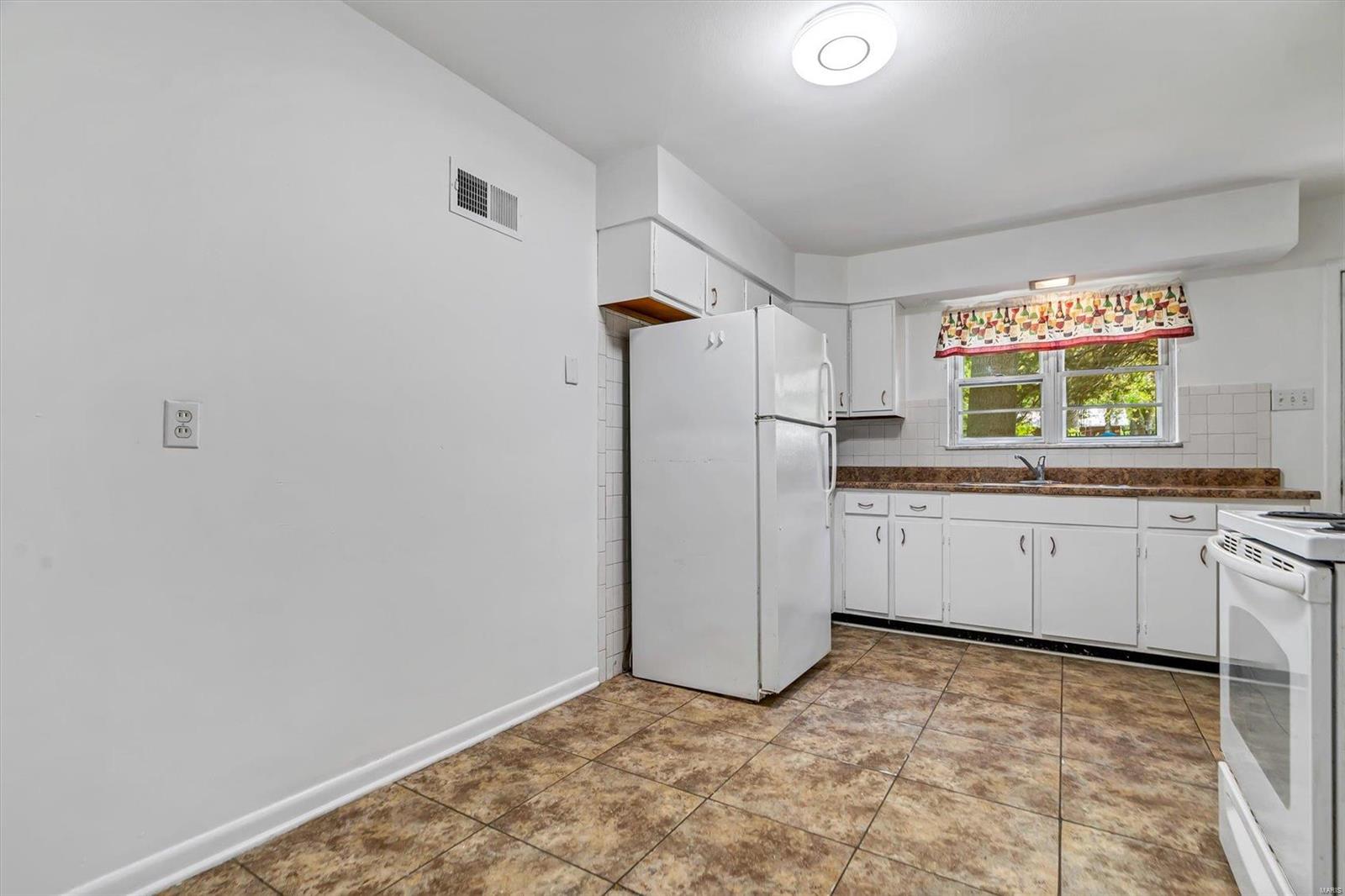 none - Residential Income