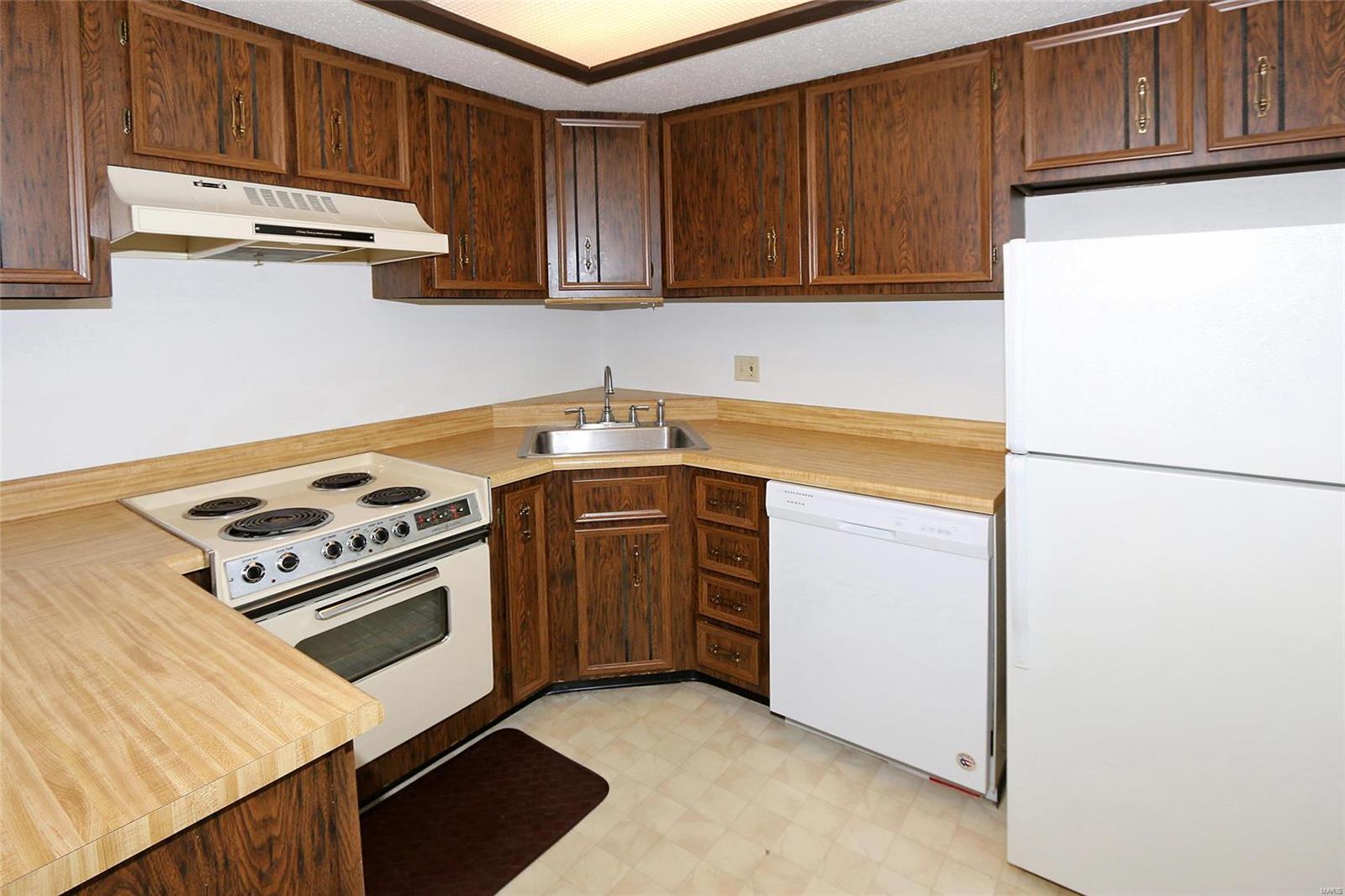 Heritage Garden Condos - Residential