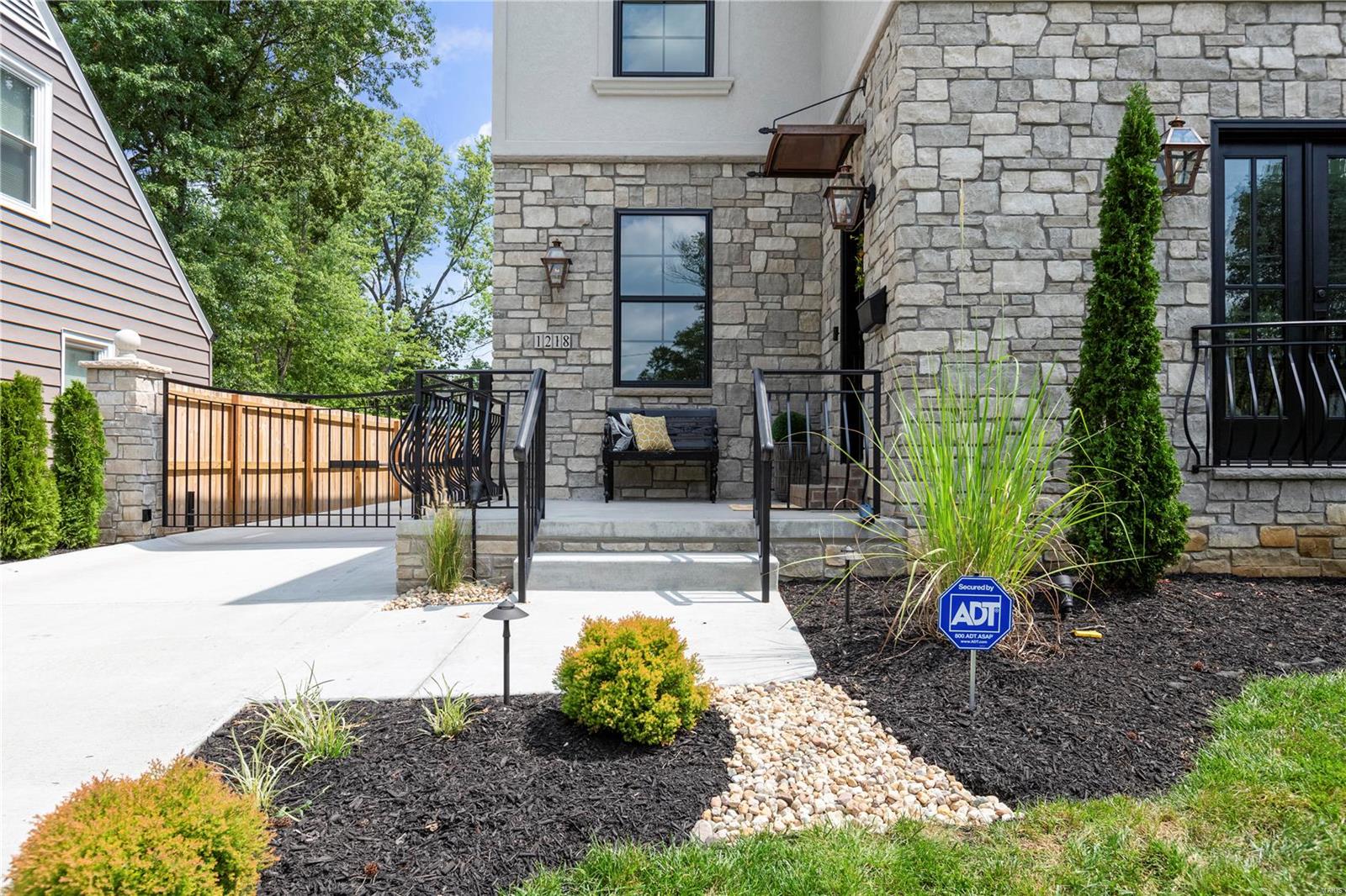 Geyer Terrace - Residential