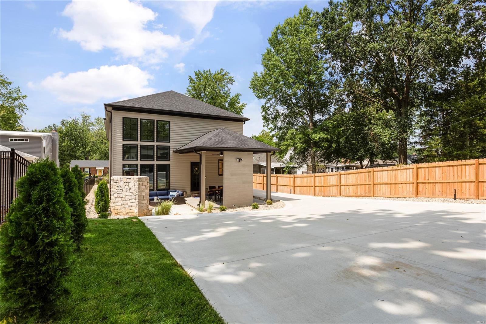 Geyer Terrace - Residential