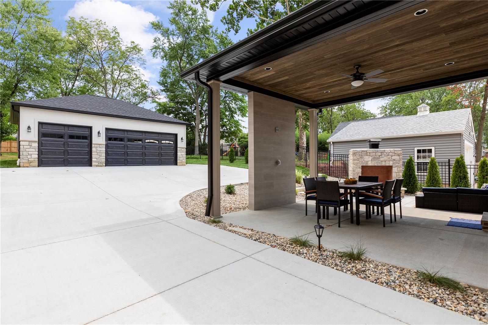 Geyer Terrace - Residential