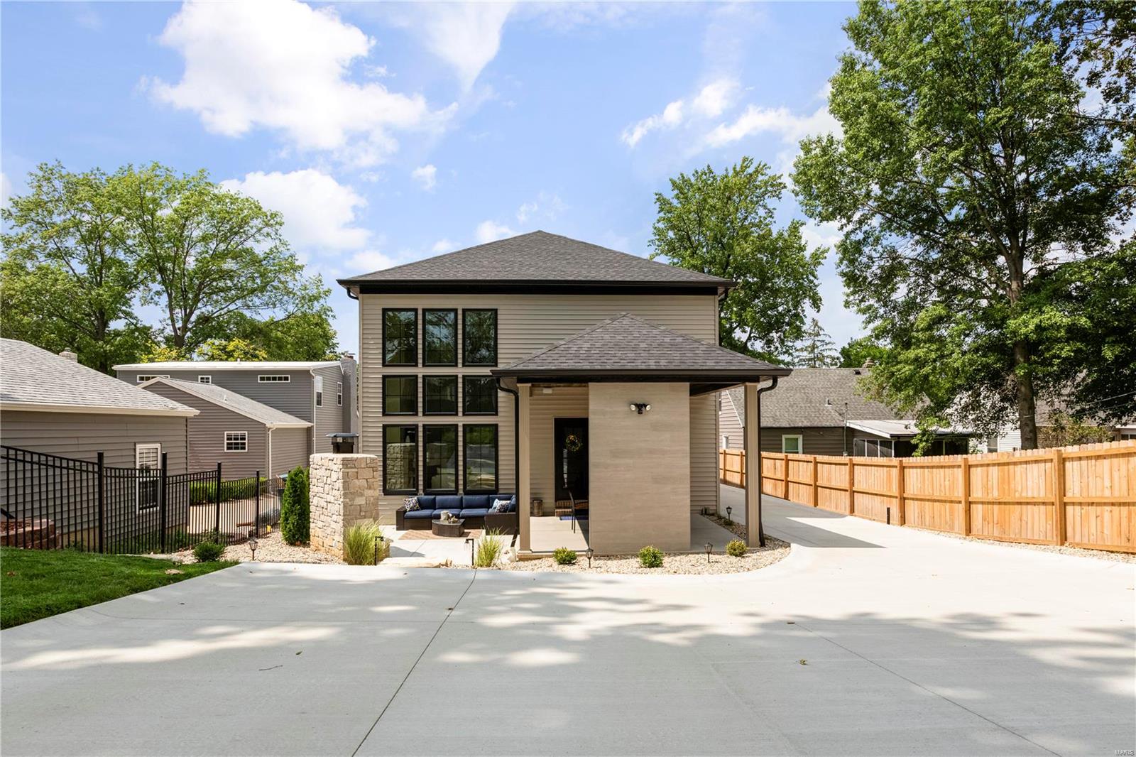 Geyer Terrace - Residential