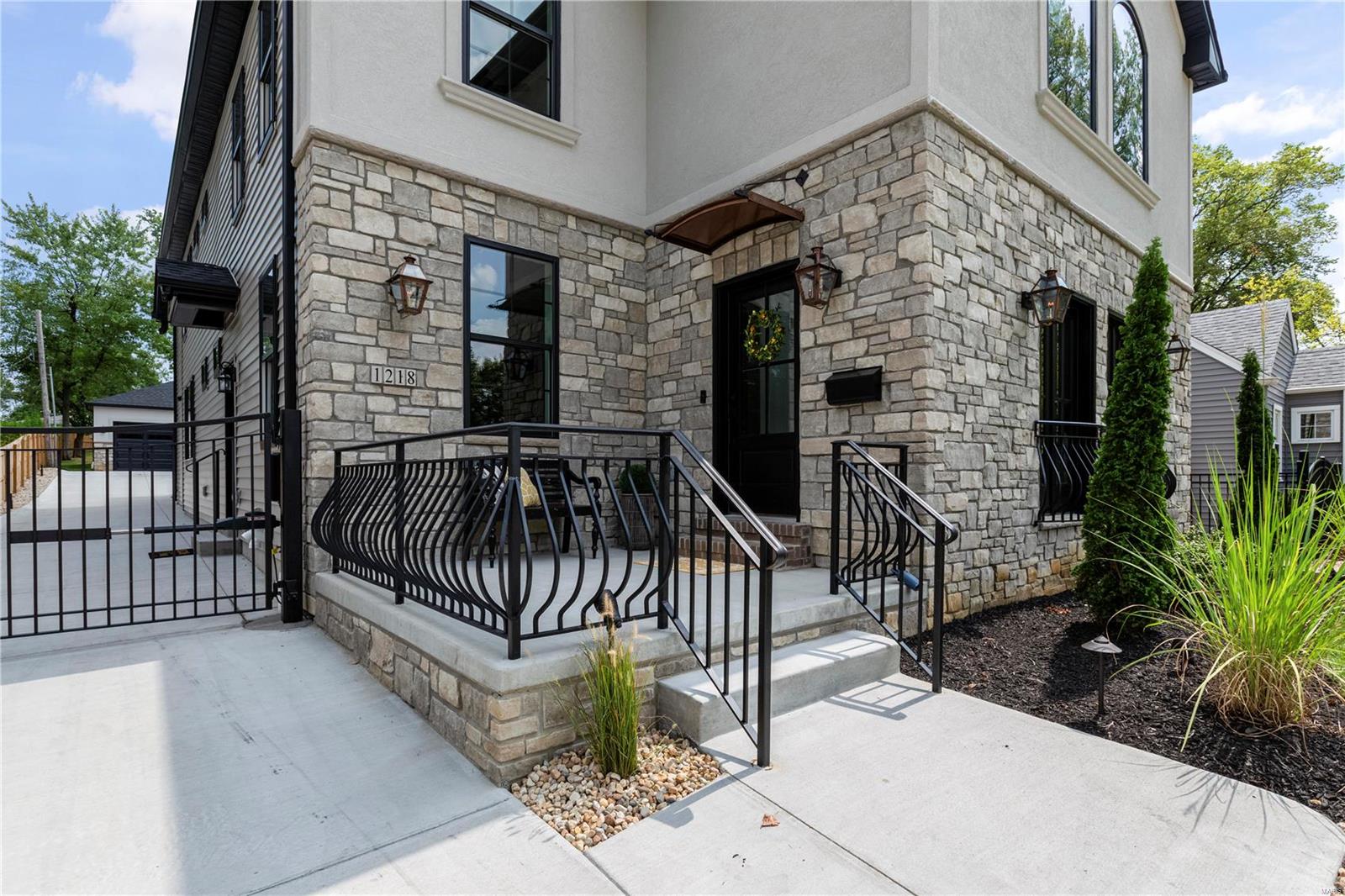 Geyer Terrace - Residential