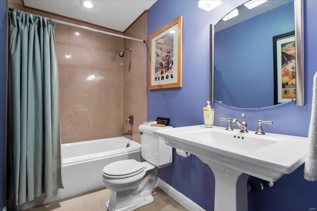 Woodlawn Terrace - Residential