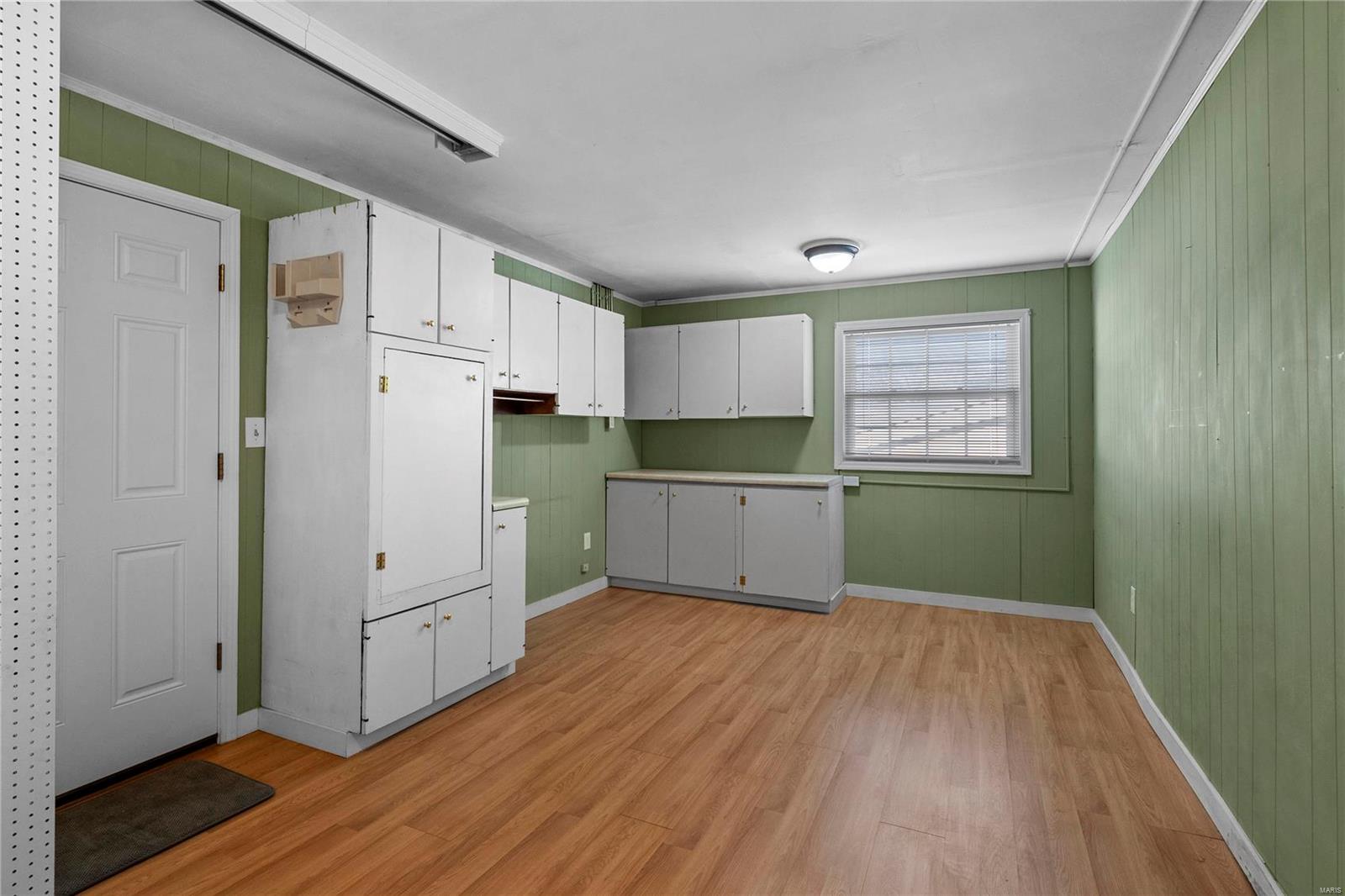 St Louis, Missouri 63126, United States, 4 Bedrooms Bedrooms, ,2 BathroomsBathrooms,Residential,Pending,17813