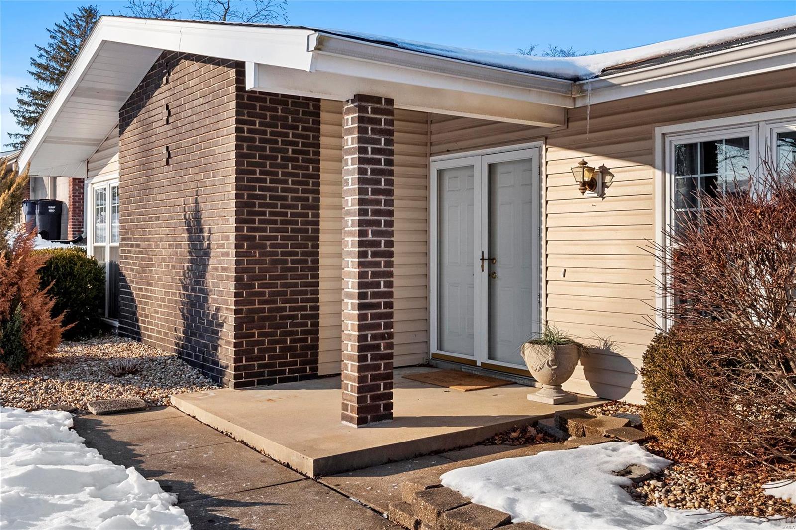 St Louis, Missouri 63126, United States, 4 Bedrooms Bedrooms, ,2 BathroomsBathrooms,Residential,Pending,17813