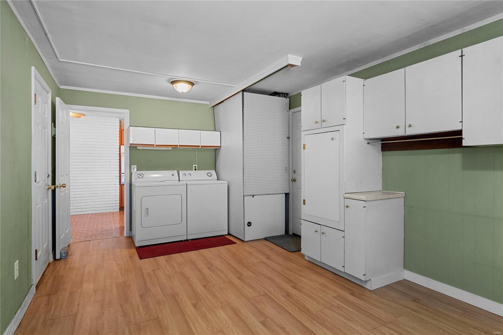 St Louis, Missouri 63126, United States, 4 Bedrooms Bedrooms, ,2 BathroomsBathrooms,Residential,Pending,17813