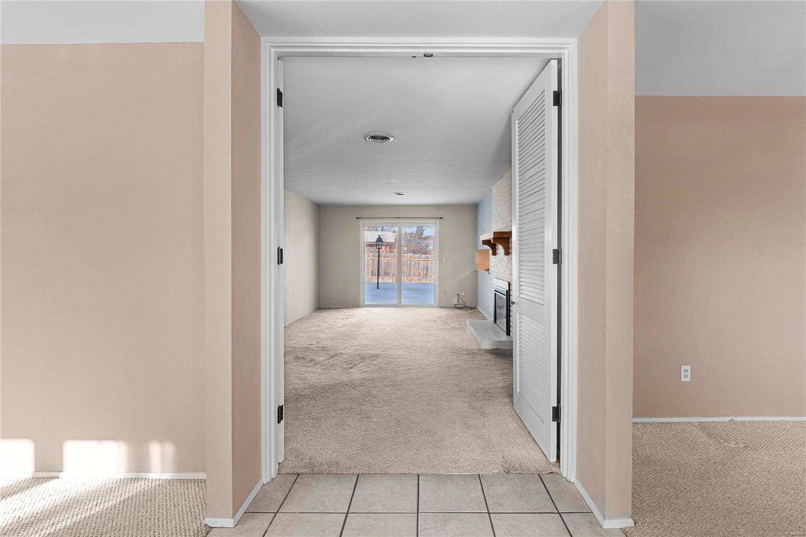 St Louis, Missouri 63126, United States, 4 Bedrooms Bedrooms, ,2 BathroomsBathrooms,Residential,Pending,17813