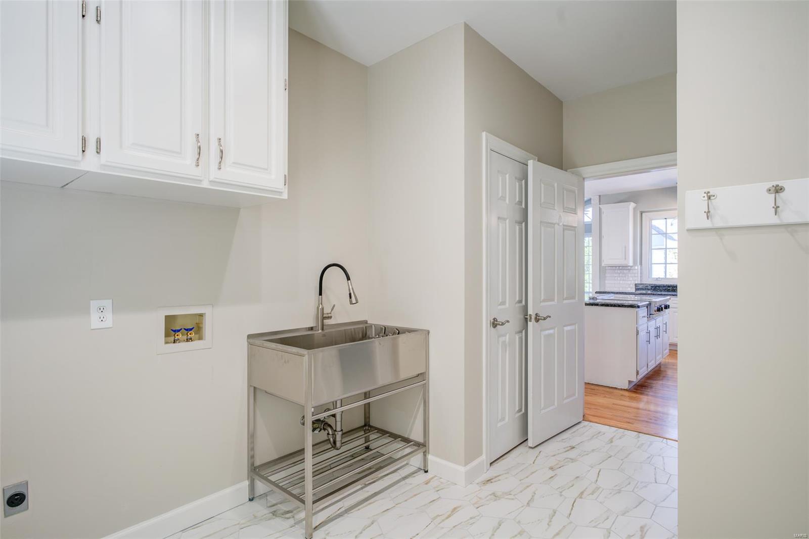 Winding Woods - Residential