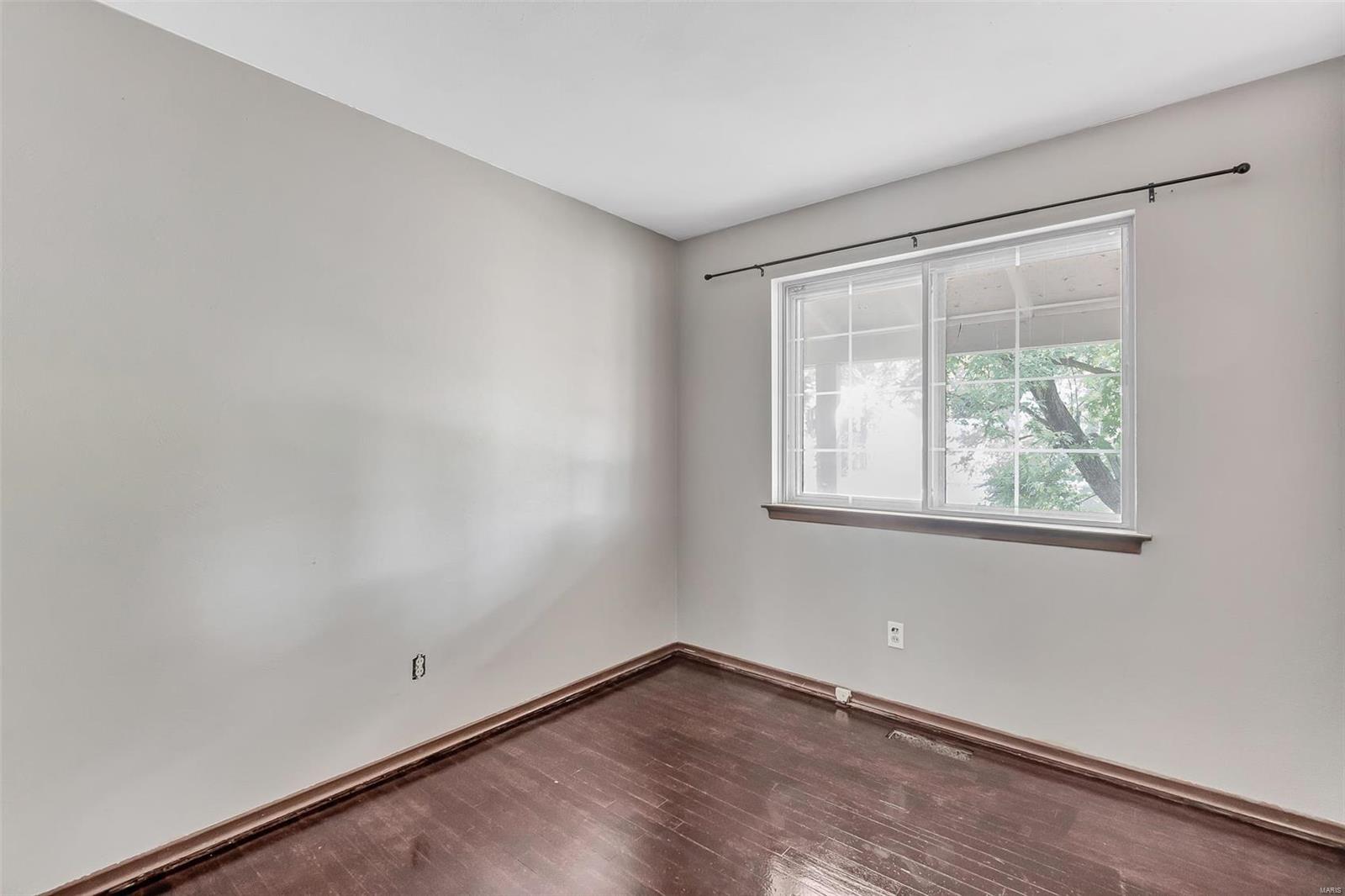 Ville Maria Eight - Residential