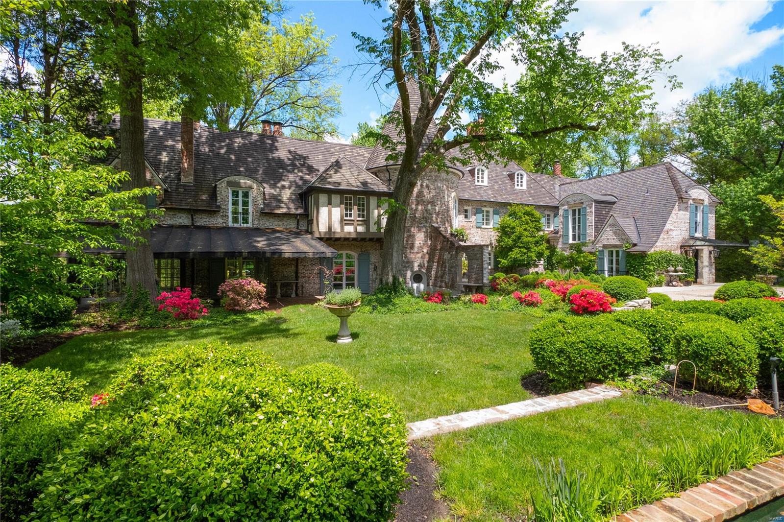 Ladue Park Place - Residential