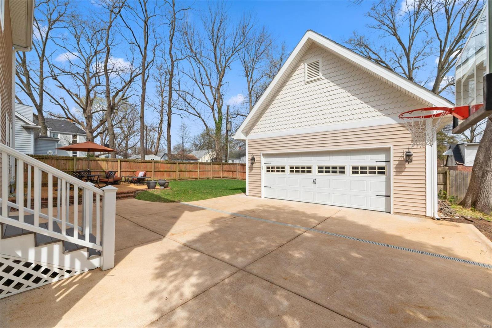 639 East Jefferson Consolidation - Residential