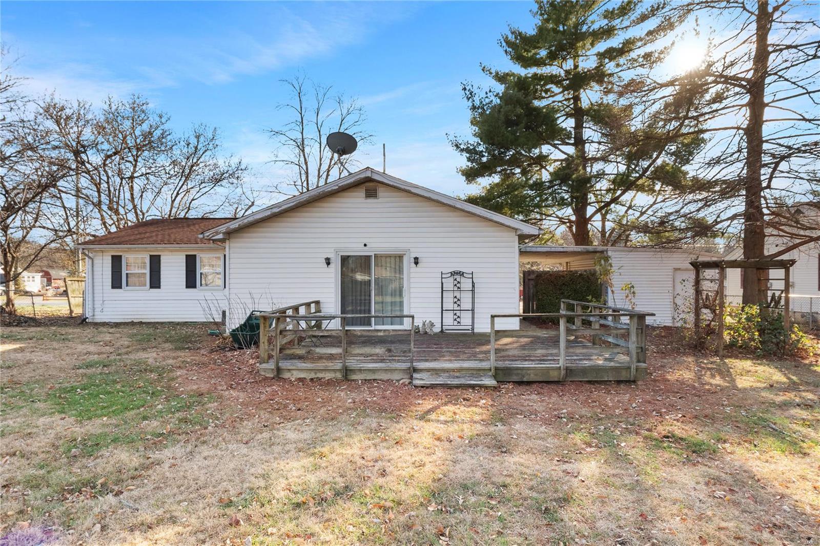 Caseyville, Illinois 62232, United States, 3 Bedrooms Bedrooms, ,1 BathroomBathrooms,Residential,Pending,27097
