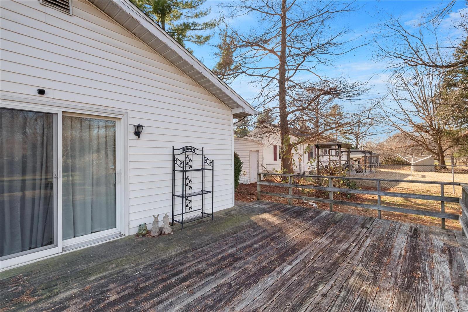 Caseyville, Illinois 62232, United States, 3 Bedrooms Bedrooms, ,1 BathroomBathrooms,Residential,Pending,27097
