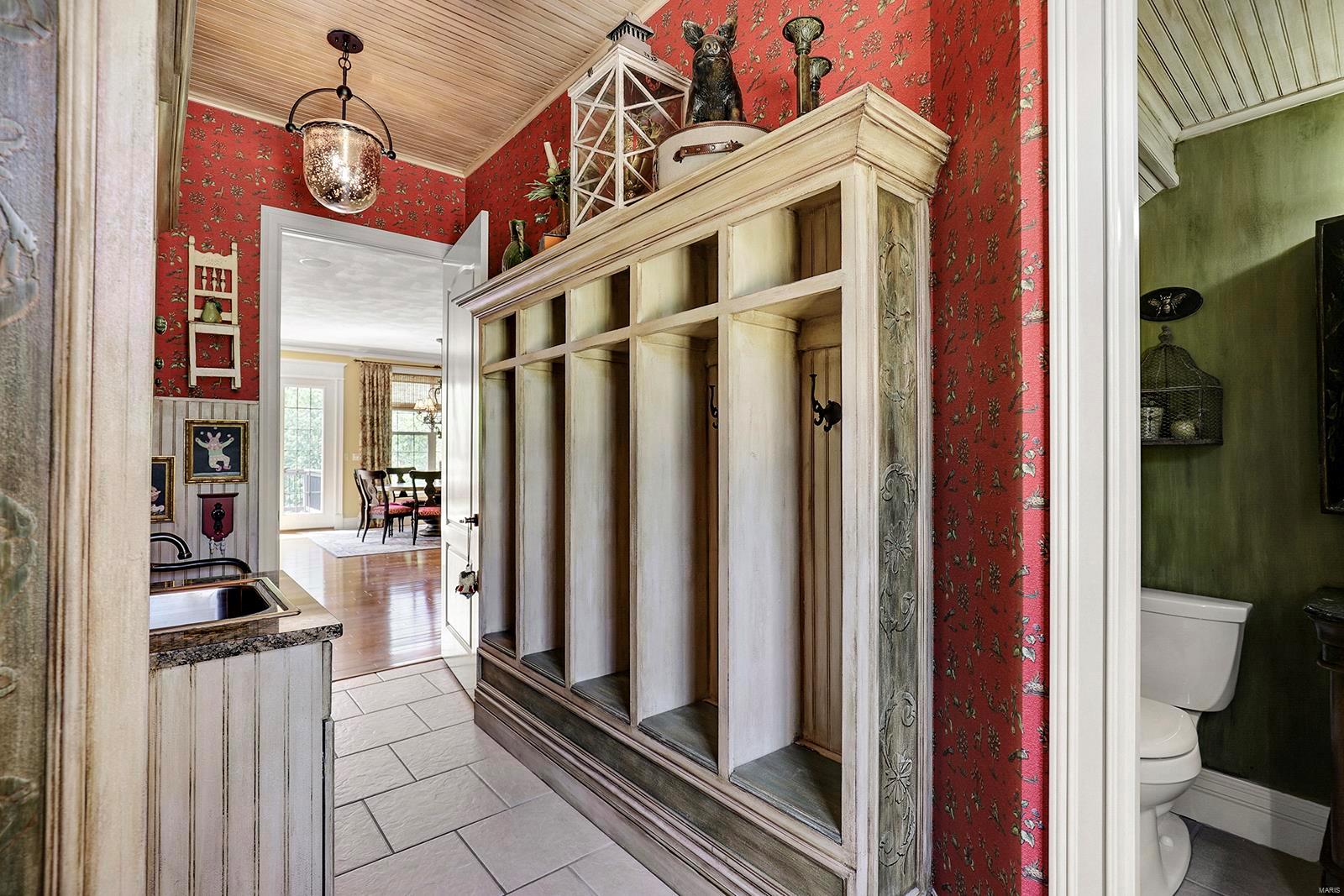 Westchester Manor - Residential