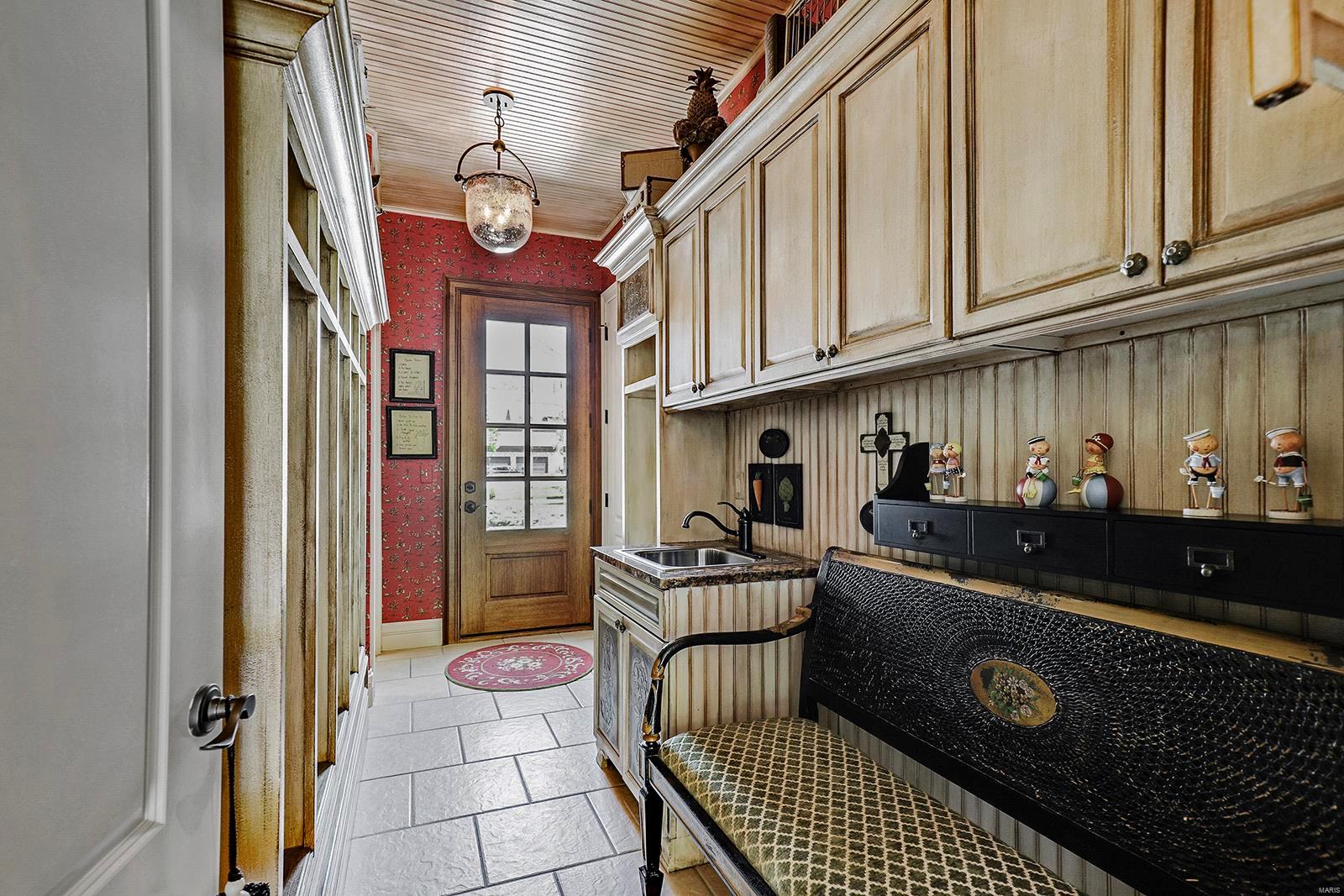 Westchester Manor - Residential