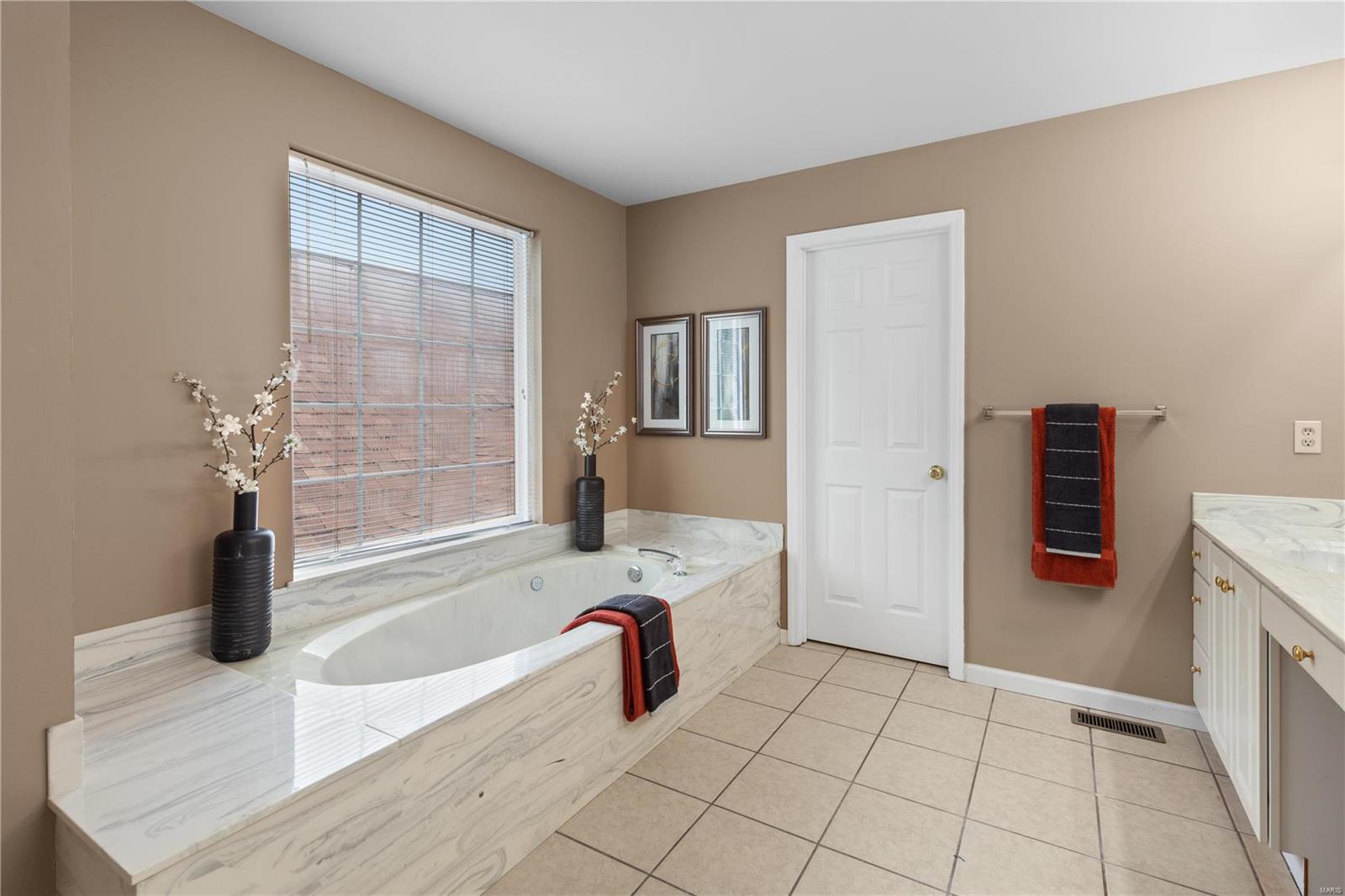 Estates At Lexington Gardens One - Residential