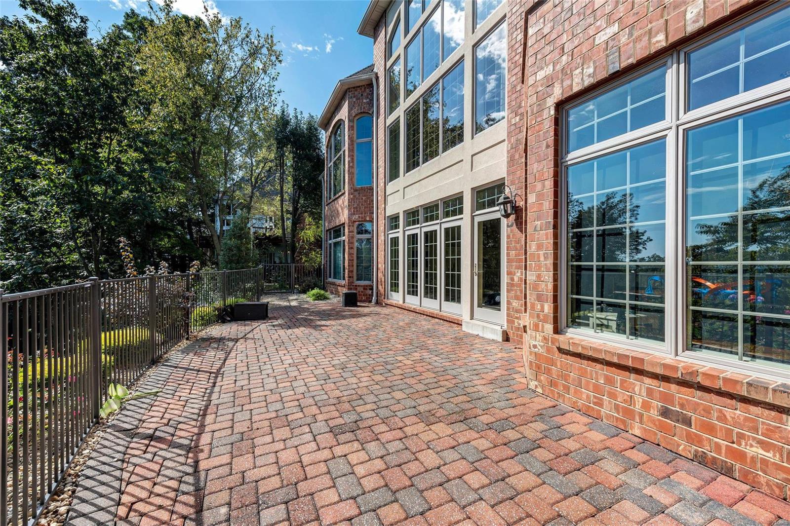 Wind Castle - Residential