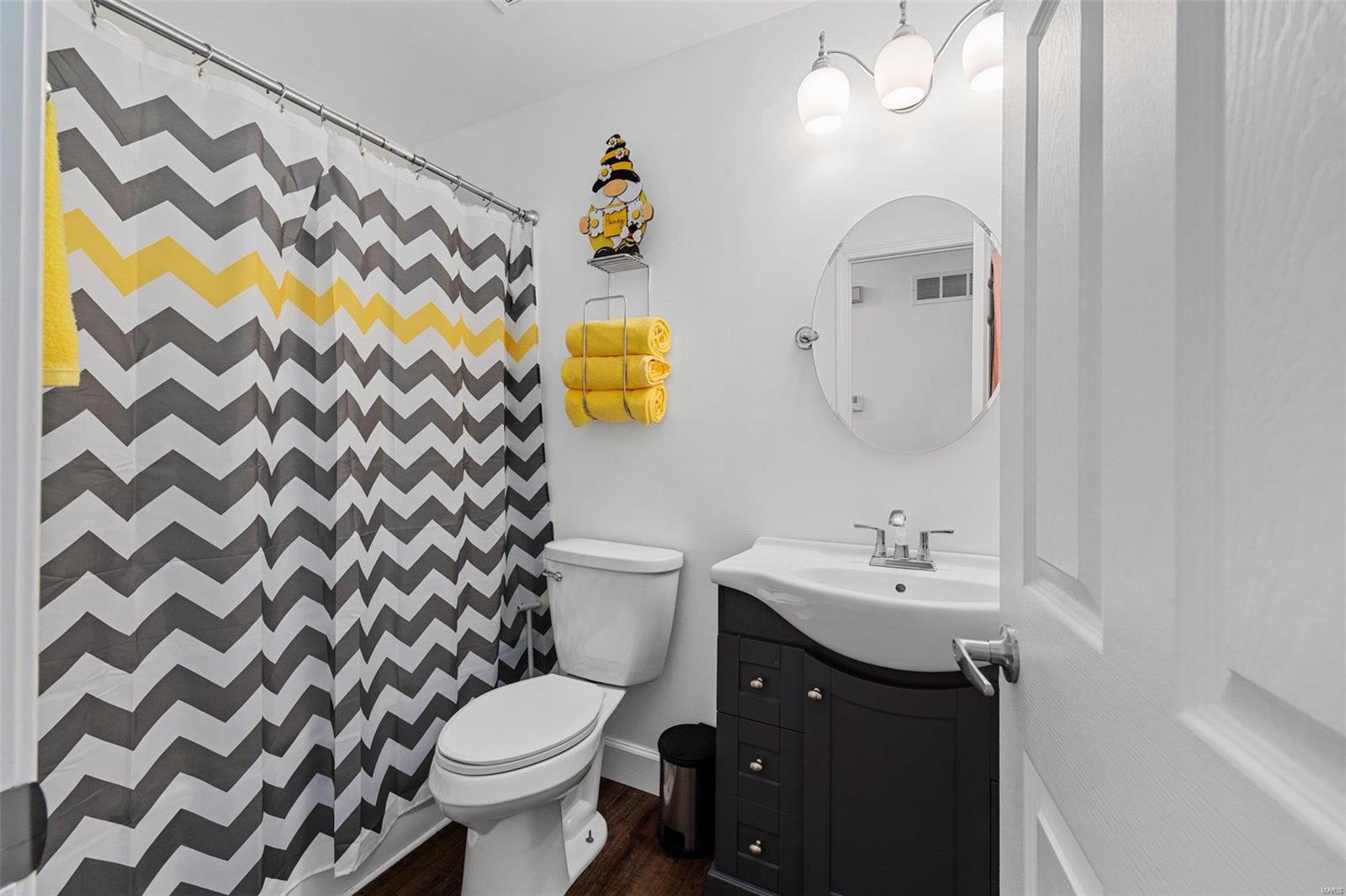 Kingspointe - Residential