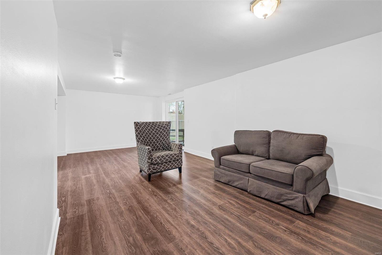 Kingspointe - Residential