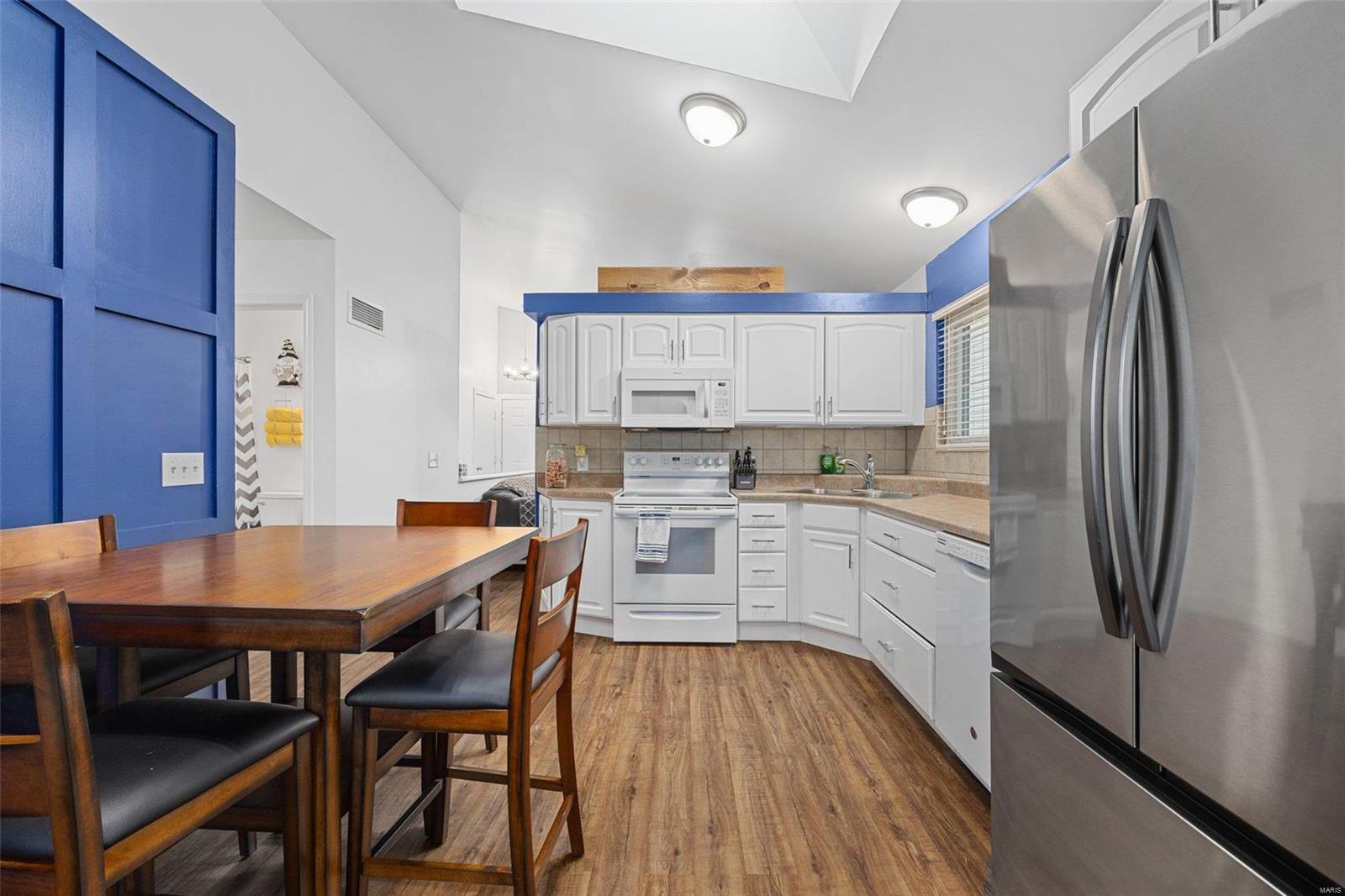 Kingspointe - Residential