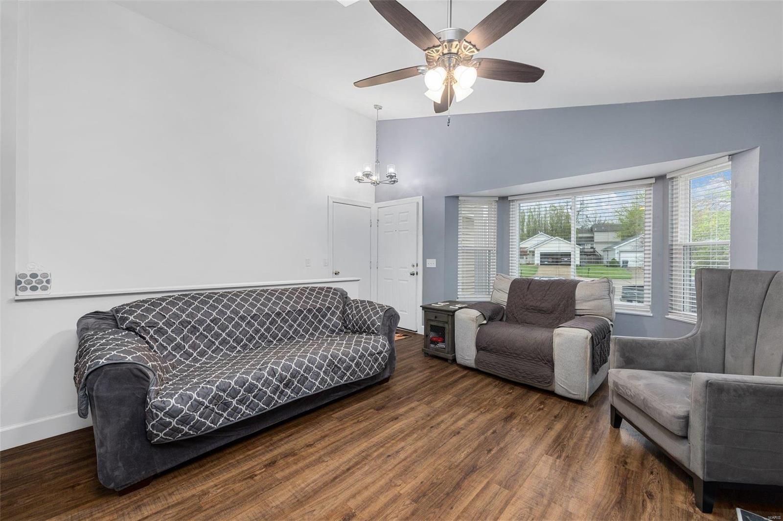 Kingspointe - Residential