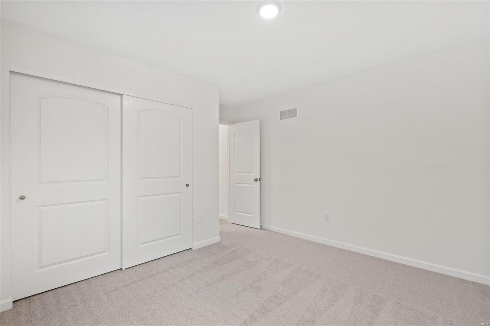 1421 Bloomfield Drive