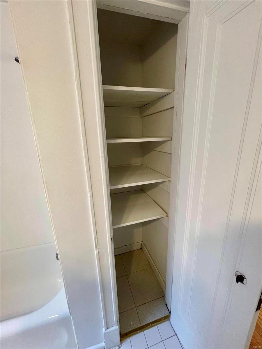 De Mun Park - Residential Income