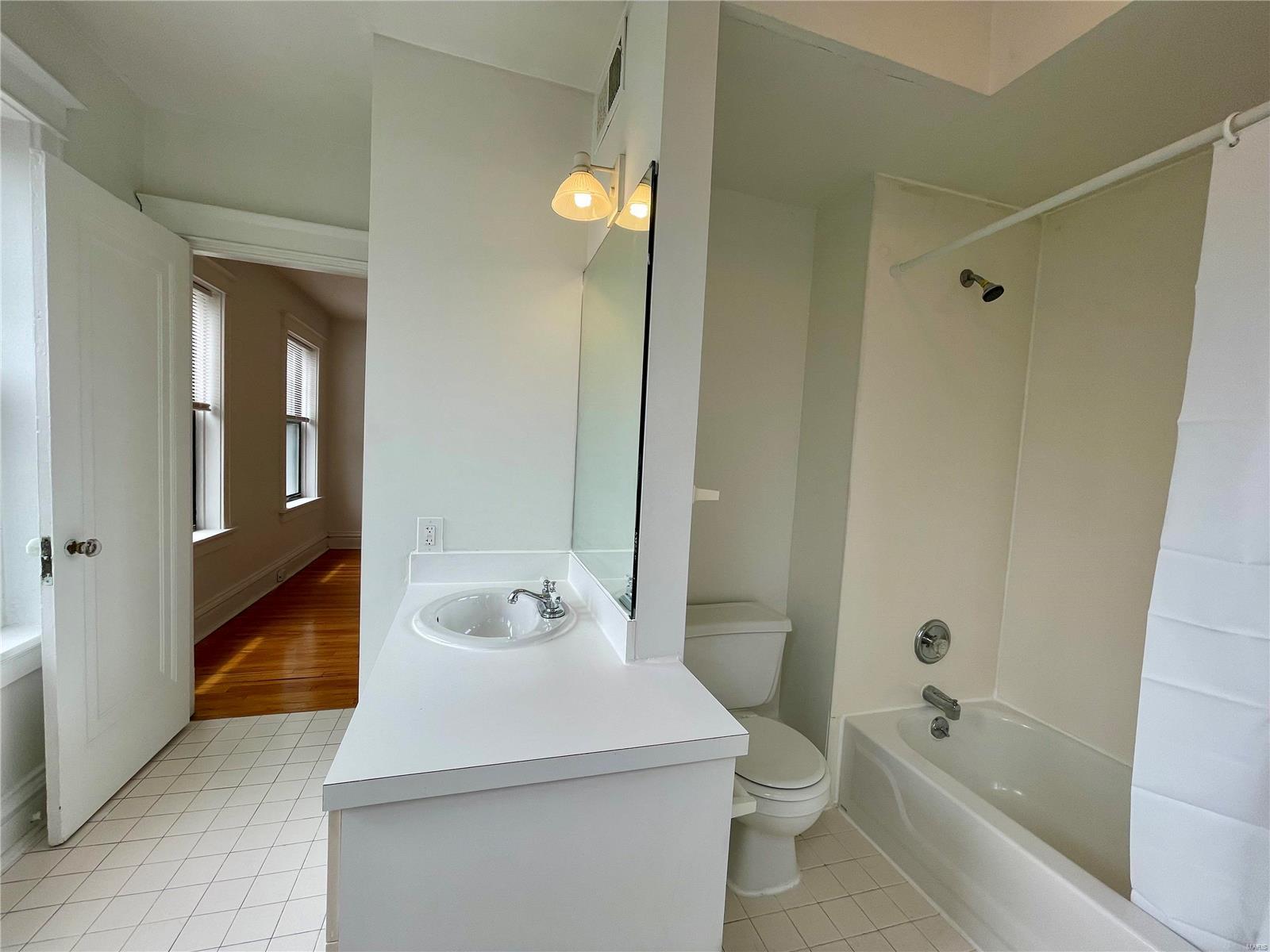 De Mun Park - Residential Income