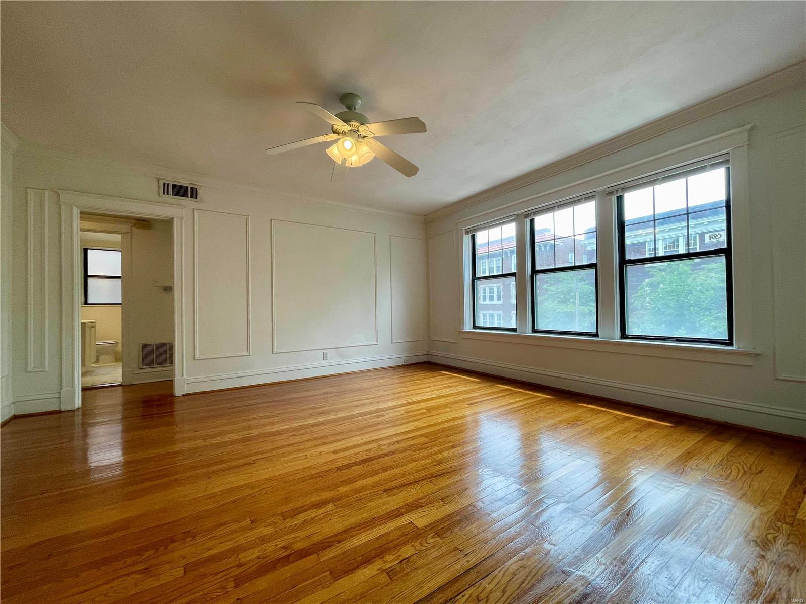 De Mun Park - Residential Income