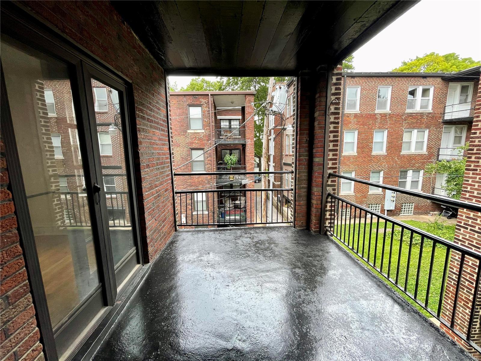 De Mun Park - Residential Income